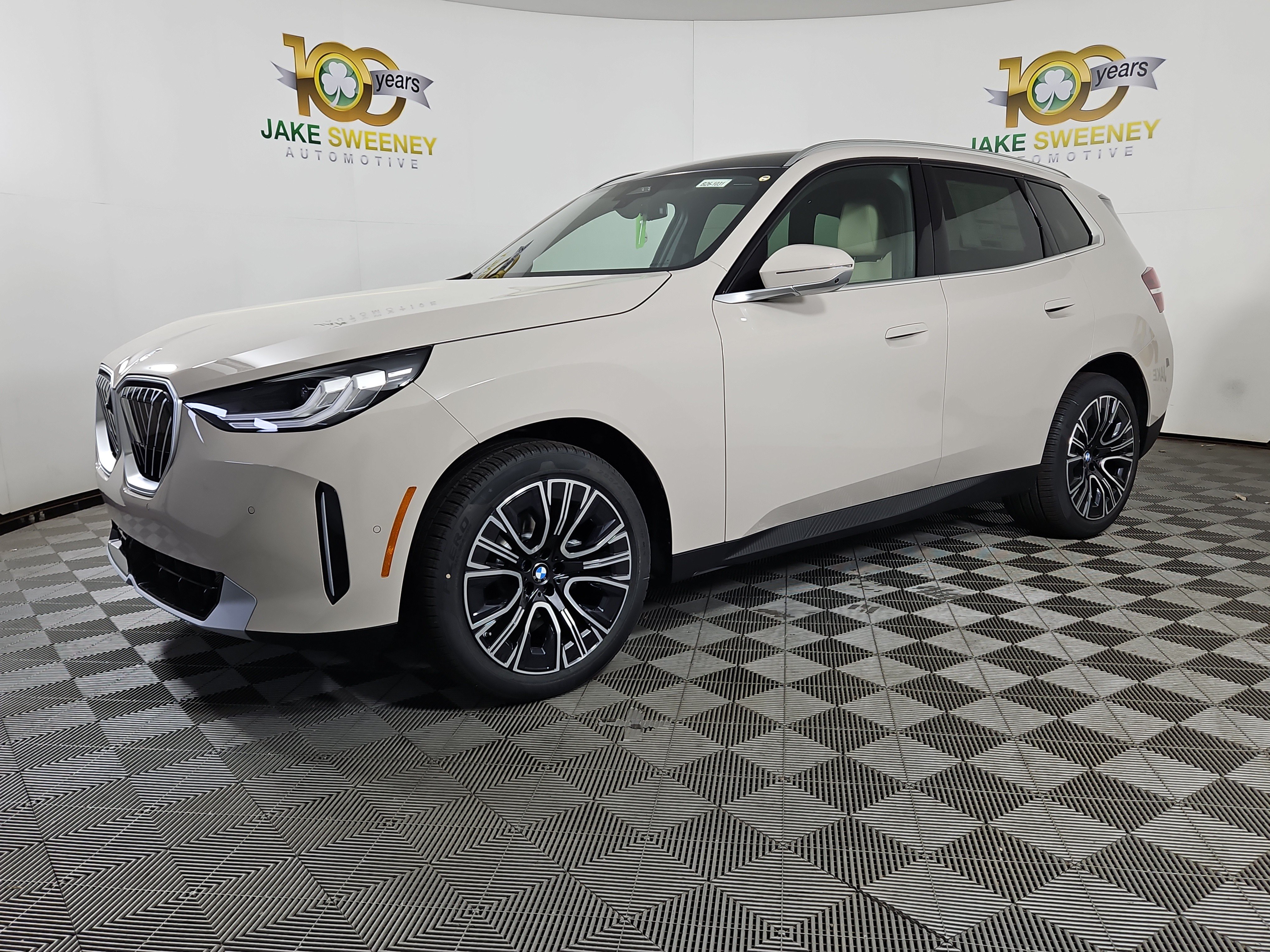 New 2026 BMW X3 xDrive30 w/ Premium Package AWD/4WD image 3