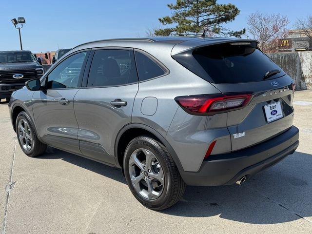 Certified 2025 Ford Escape ST-Line w/ Tech Pack #1 image 10
