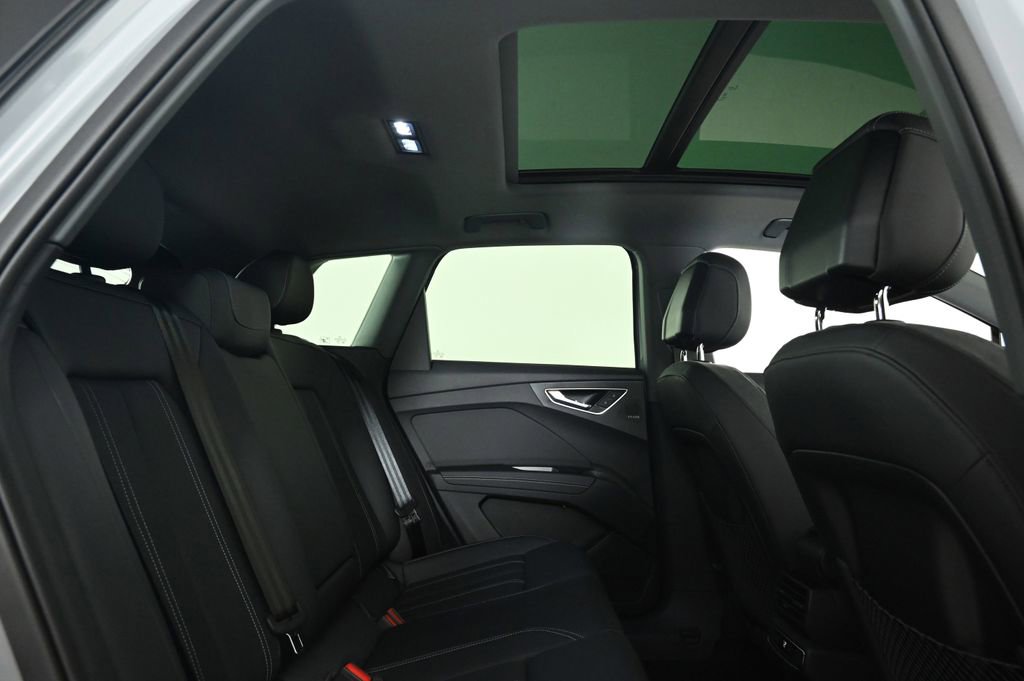New 2026 Audi Q4 e-tron Premium Plus image 16