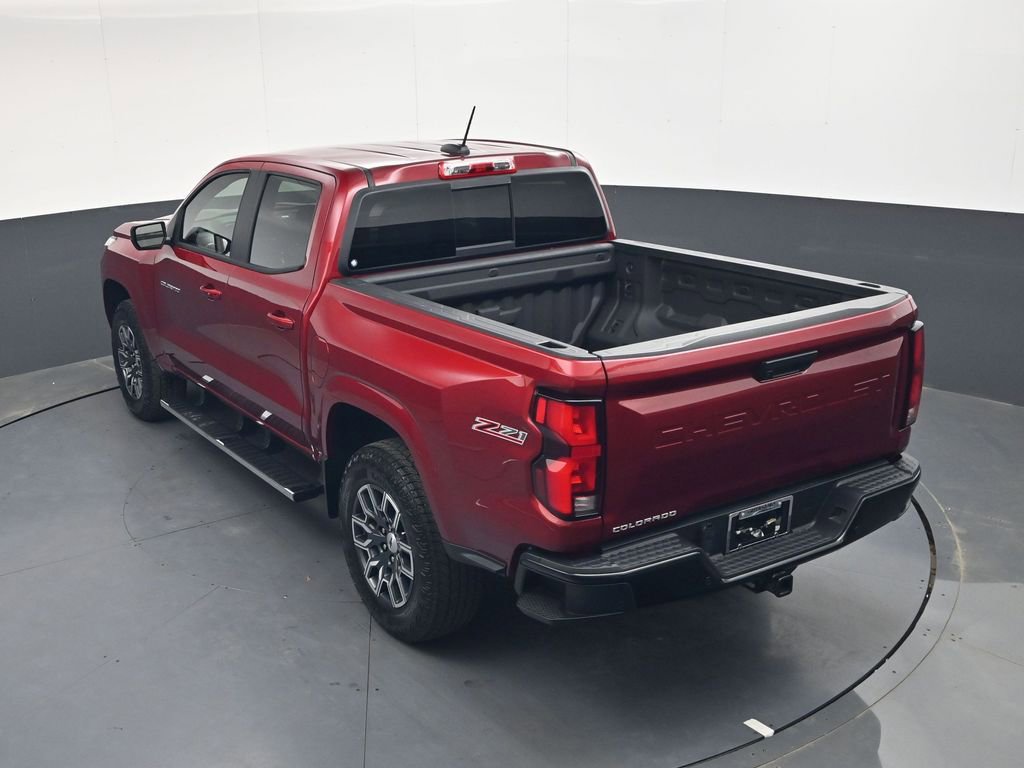 Used 2026 Chevrolet Colorado Z71 w/ Technology Package AWD/4WD image 19