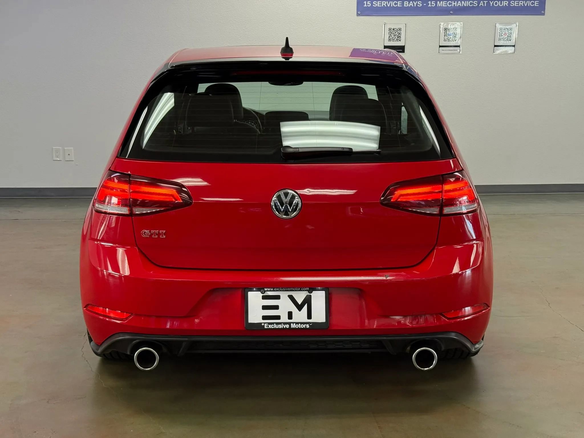 Used 2021 Volkswagen GTI SE FWD image 6