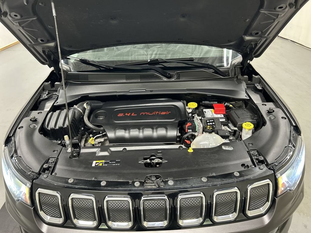 Used 2022 Jeep Compass Limited AWD/4WD image 23