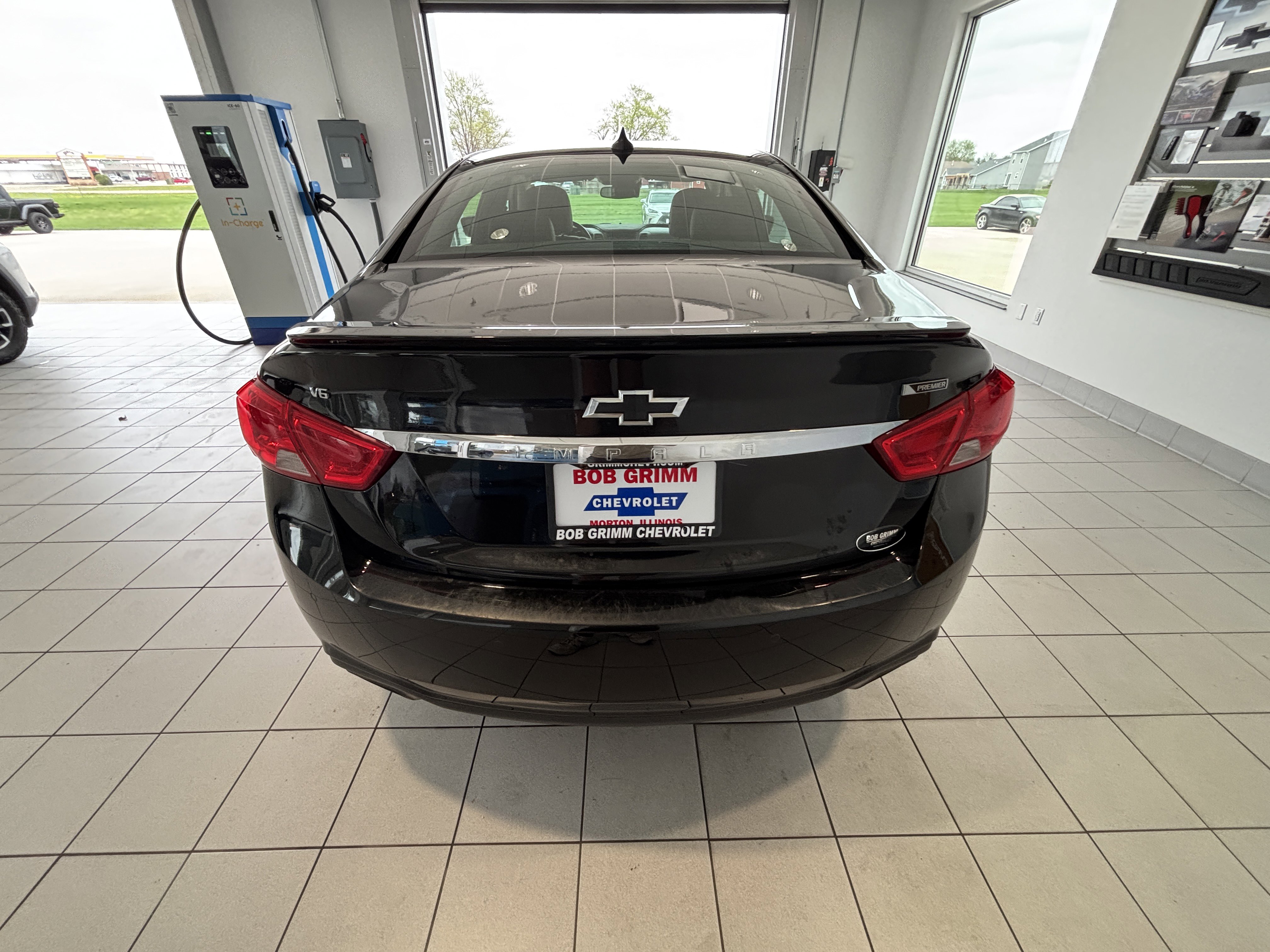 Used 2017 Chevrolet Impala Premier image 4