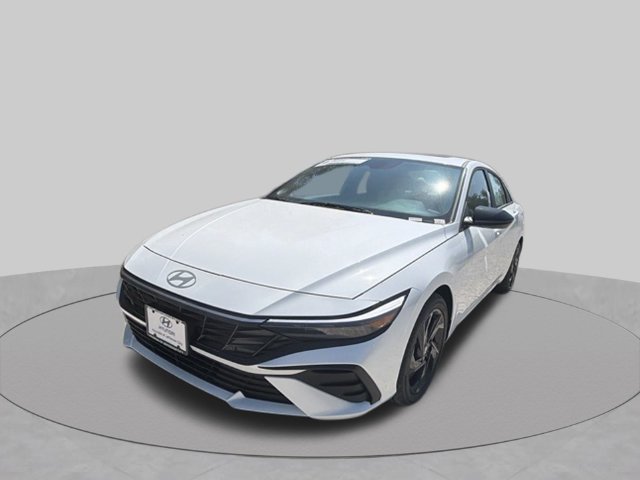 New 2026 Hyundai Elantra SEL Sport FWD image 9