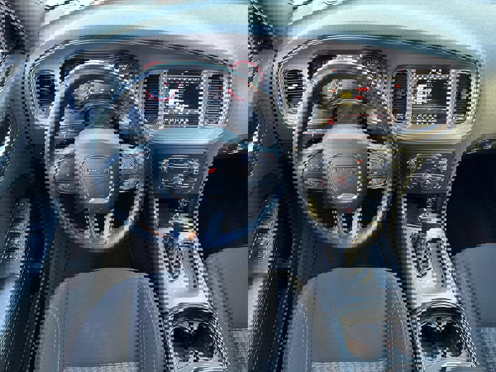 Used 2023 Dodge Charger SXT w/ Blacktop Package image 20