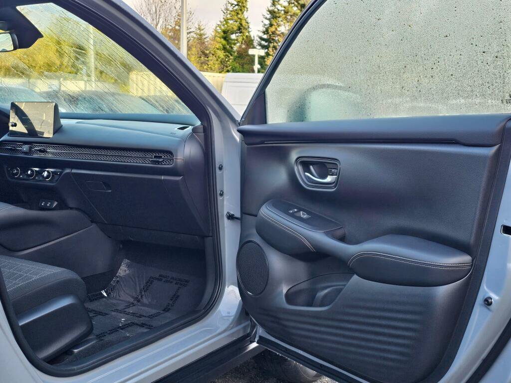 Certified 2026 Honda HR-V Sport image 12