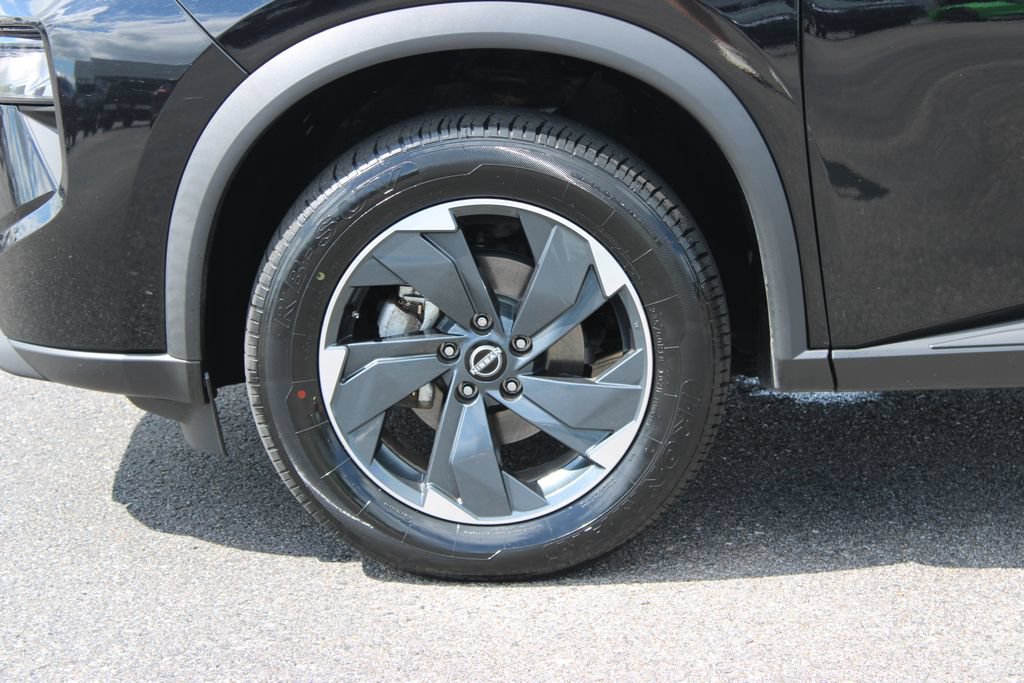 Used 2024 Nissan Rogue SV AWD/4WD image 19