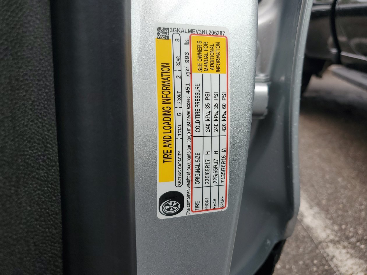 Used 2022 GMC Terrain SLE w/ Driver Convenience Package FWD image 30