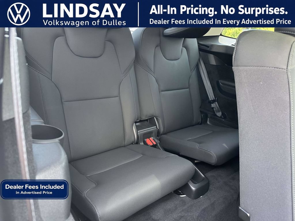 Used 2025 Volvo XC90 B6 Plus AWD/4WD image 14