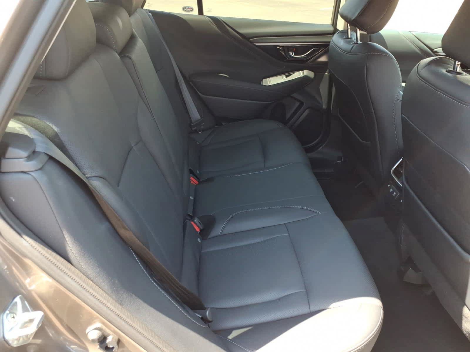 Used 2022 Subaru Outback Limited AWD/4WD image 22