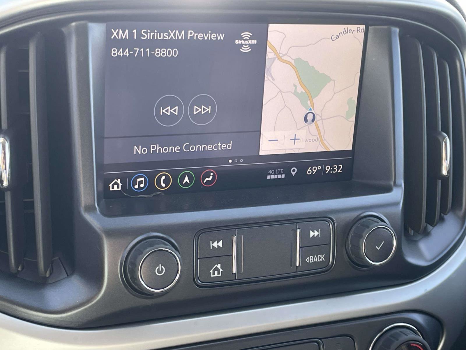 Used 2022 Chevrolet Colorado LT w/ Luxury Package image 16