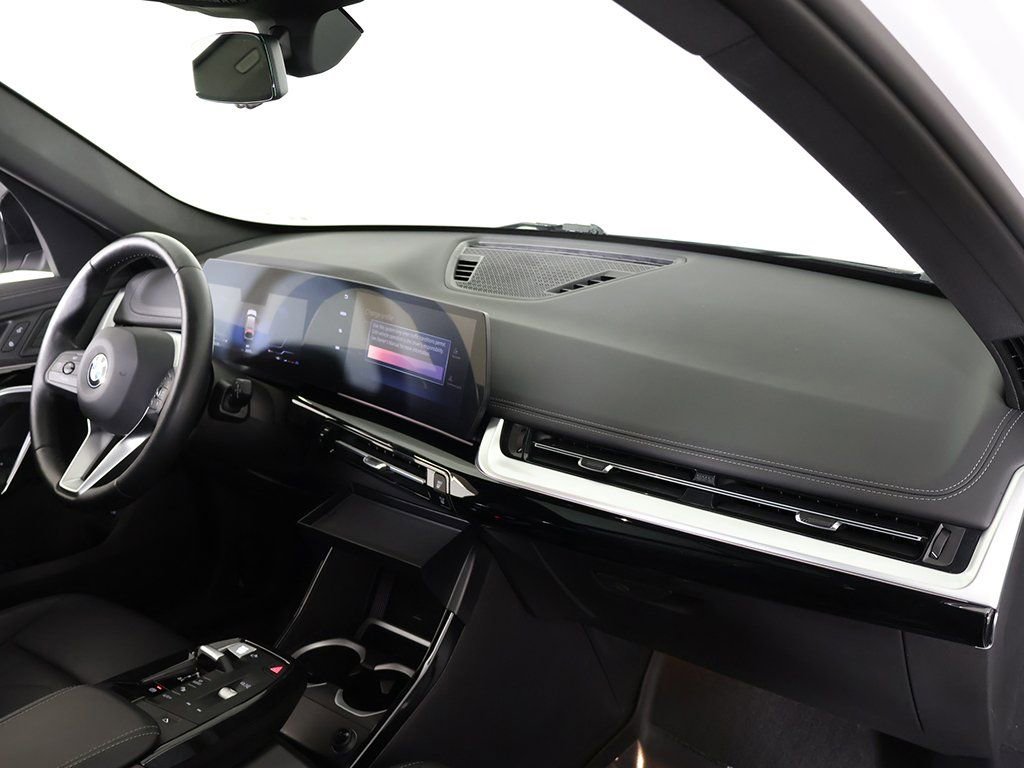 Used 2024 BMW X1 xDrive28i w/ Convenience Package image 29