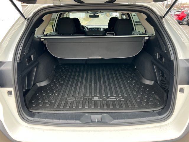 Used 2024 Subaru Outback Premium image 33