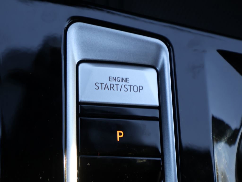 New 2026 Volkswagen Atlas Cross Sport SEL Premium R-Line image 31