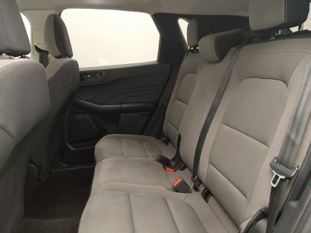 Used 2021 Ford Escape S image 18