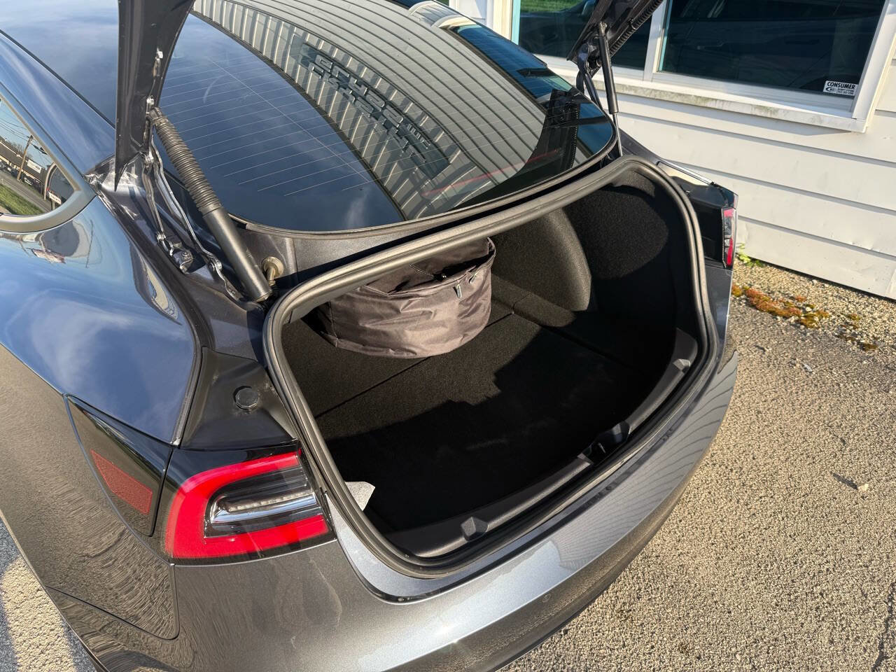 Used 2022 Tesla Model 3 Long Range AWD/4WD image 19