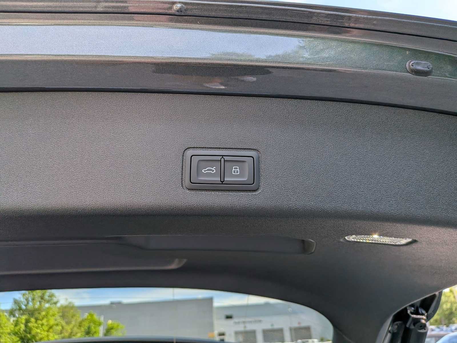 New 2026 Audi Q3 quattro 2.0T AWD/4WD image 21