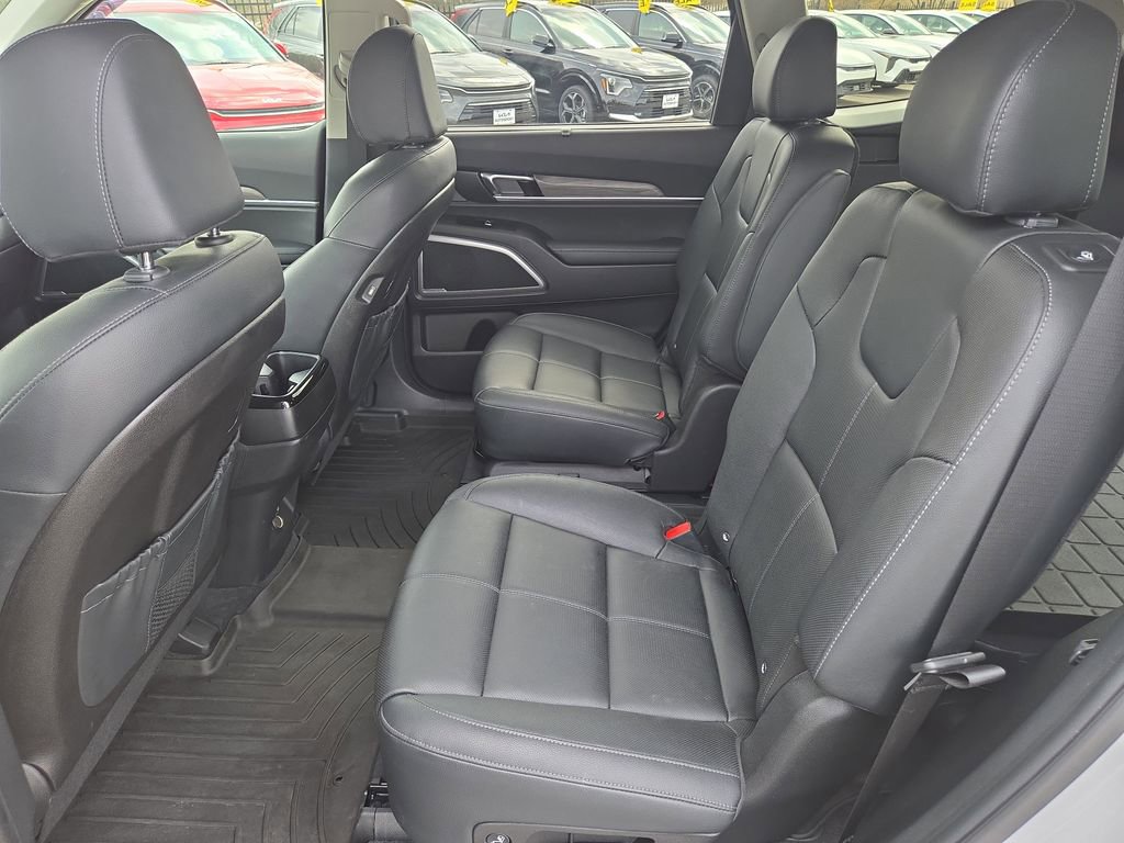 Certified 2022 Kia Telluride EX w/ EX Premium Package image 21