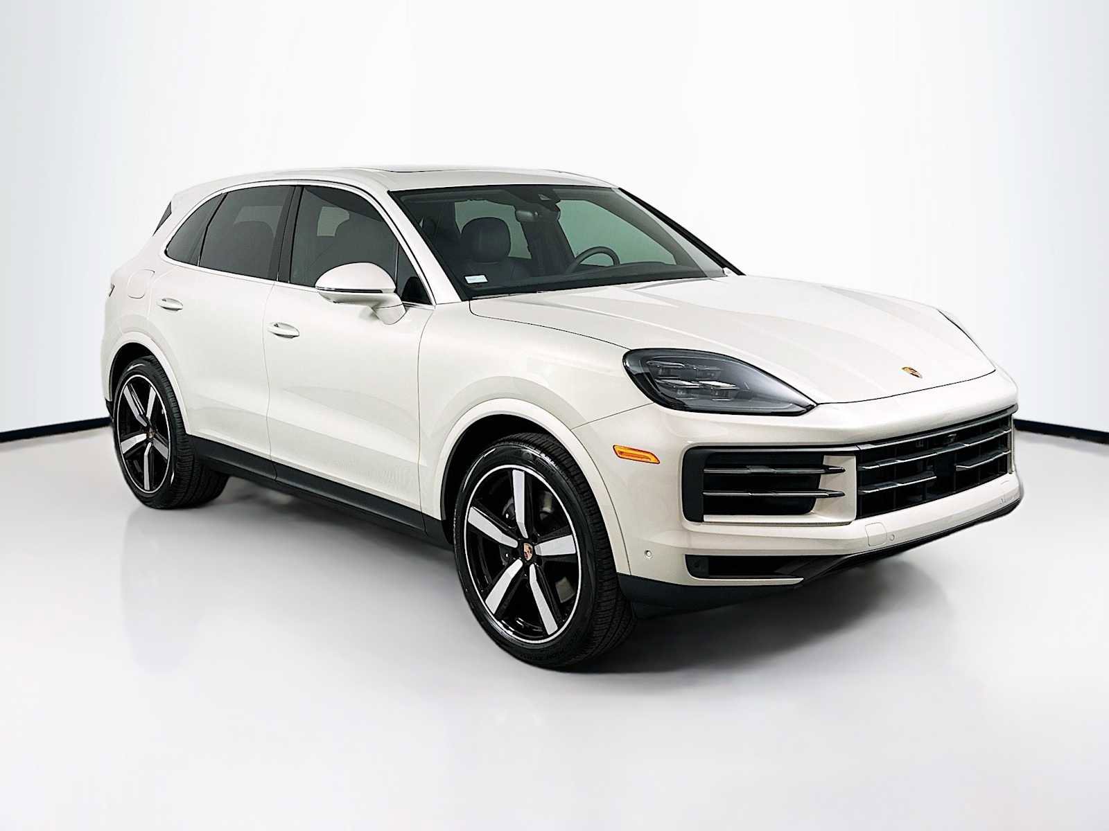 New 2025 Porsche Cayenne image 7