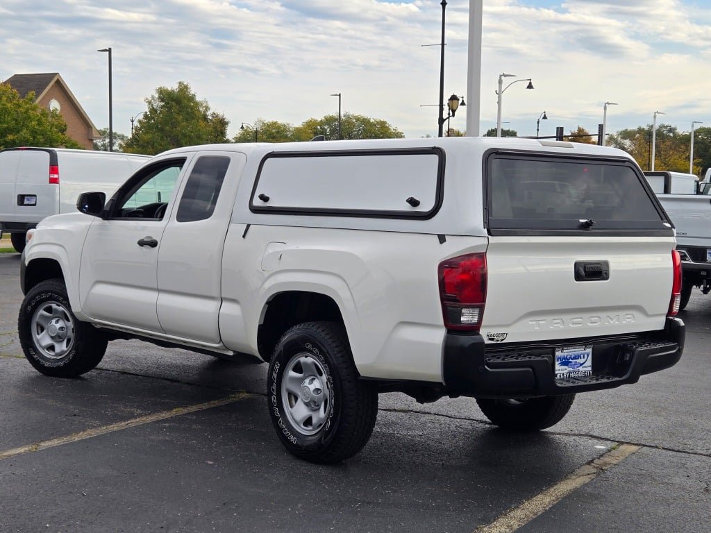 Used 2021 Toyota Tacoma SR RWD image 16