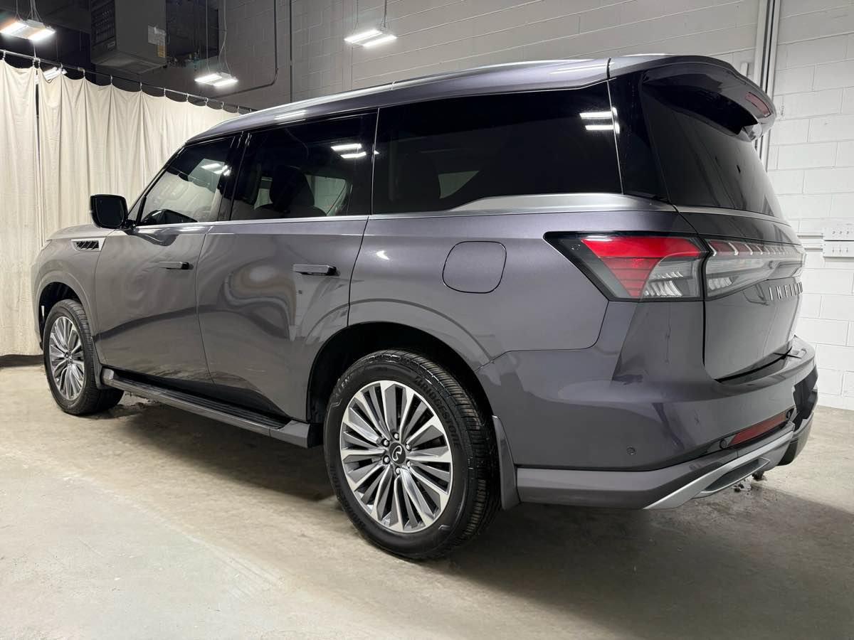 Used 2025 INFINITI QX80 Luxe AWD/4WD image 5