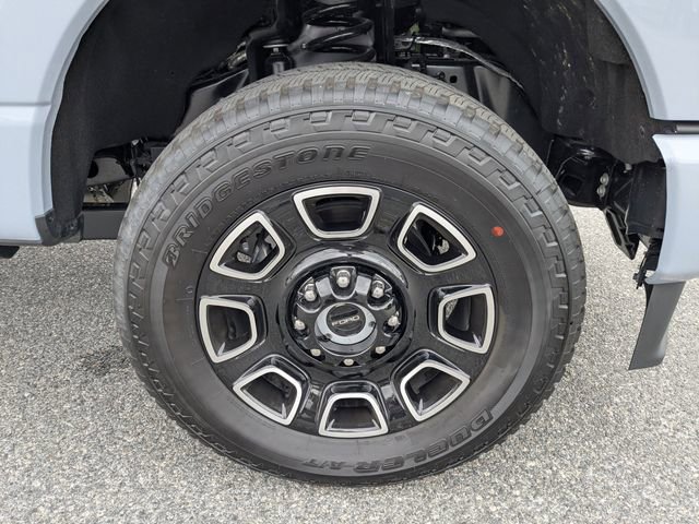 New 2025 Ford F350 Platinum image 11