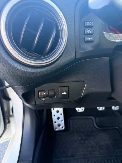 Used 2017 Toyota 86 image 16