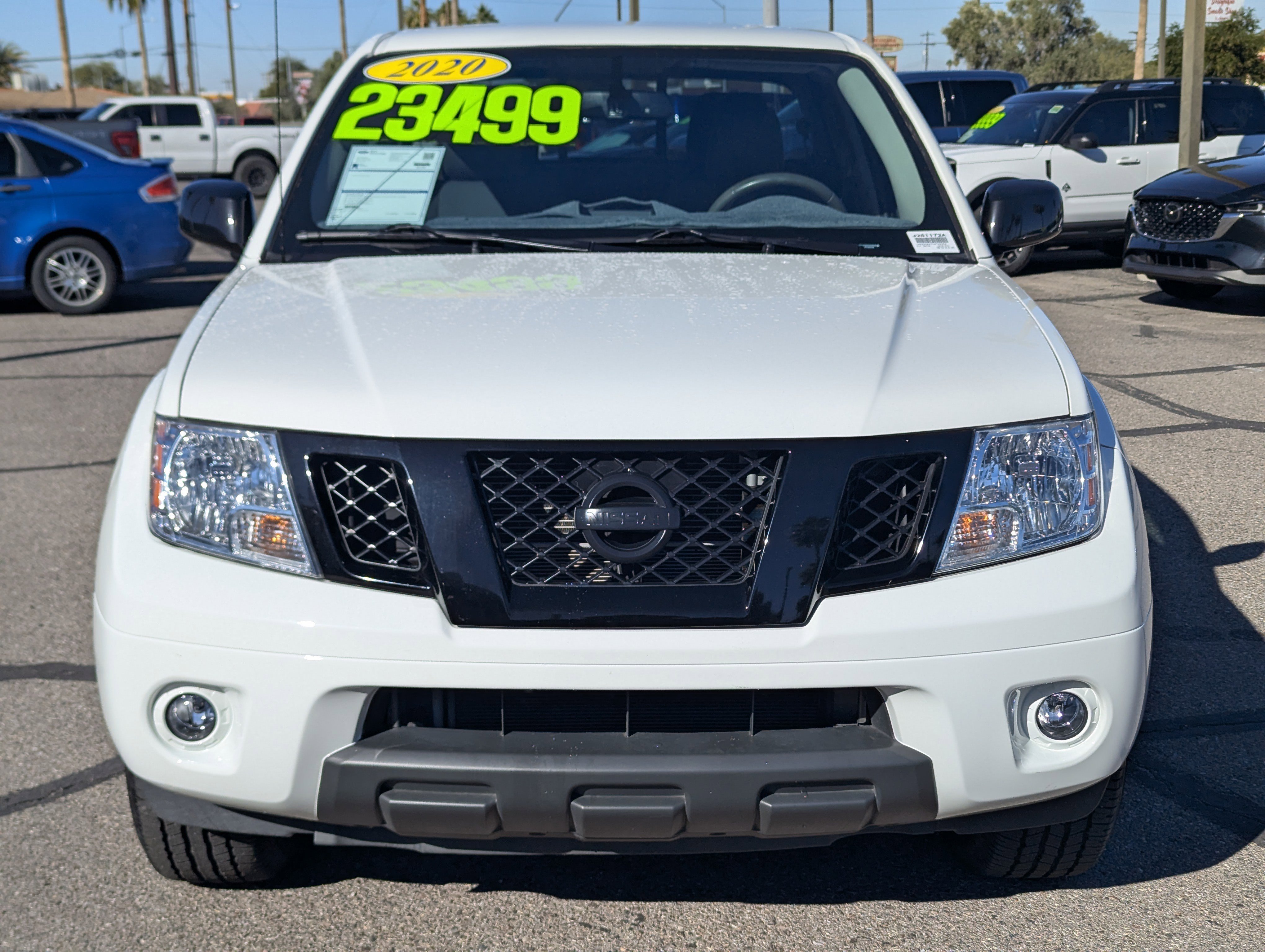 Used 2020 Nissan Frontier SV w/ Midnight Edition Floor Mats image 6