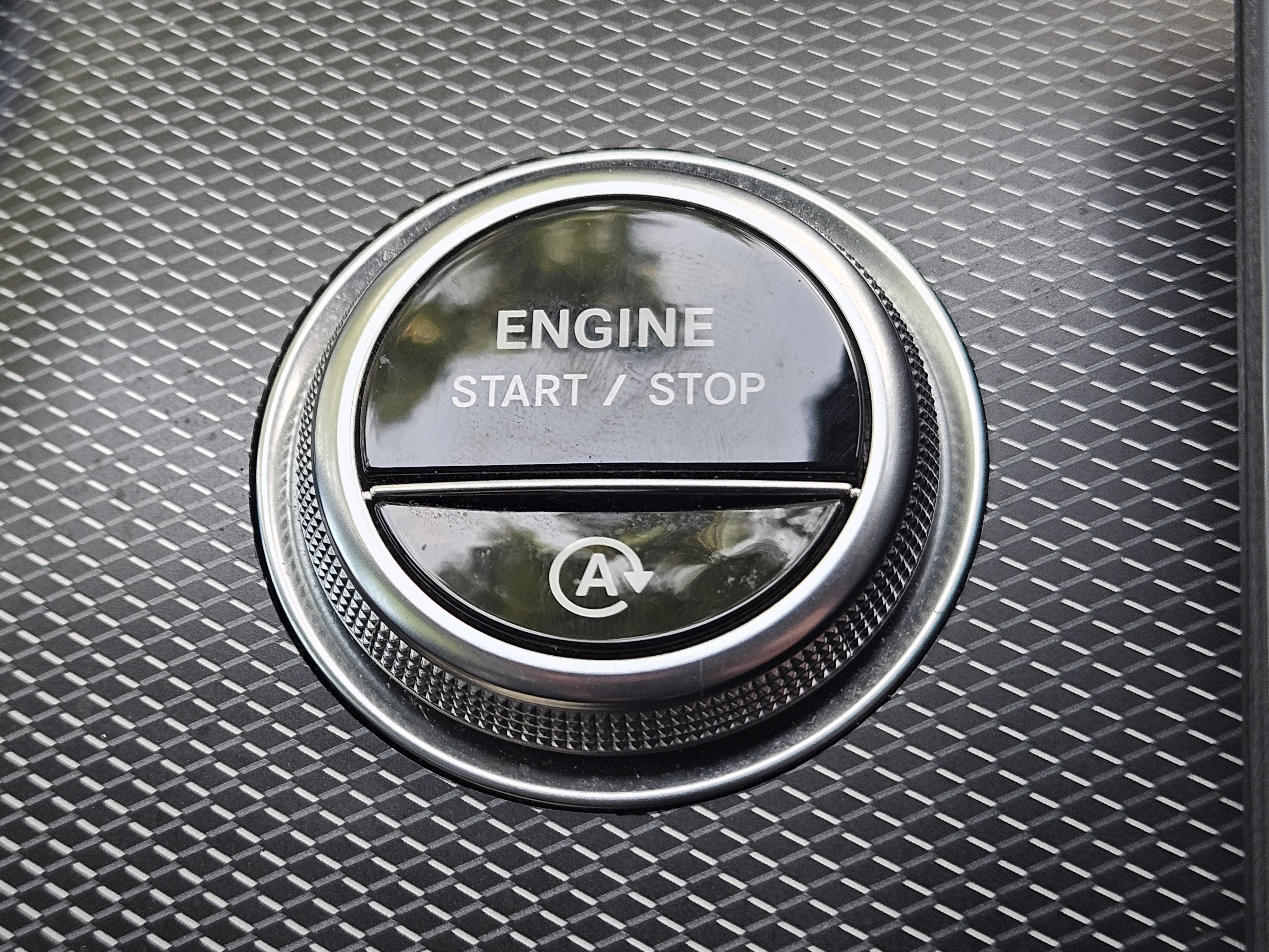 Certified 2023 Mercedes-Benz C 43 AMG 4MATIC Sedan image 31