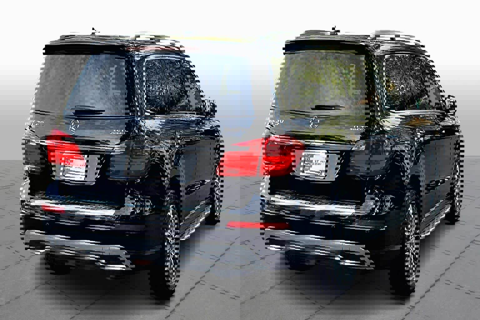 Used 2014 Mercedes-Benz GL 350 BlueTEC 4MATIC image 13