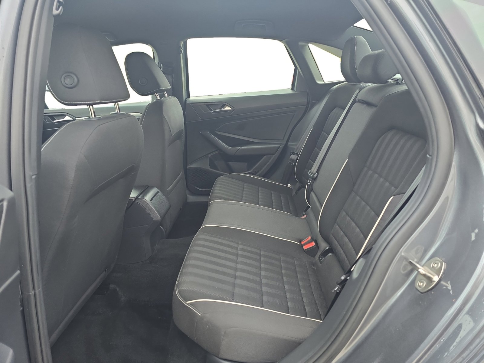 Certified 2024 Volkswagen Jetta Sport image 5