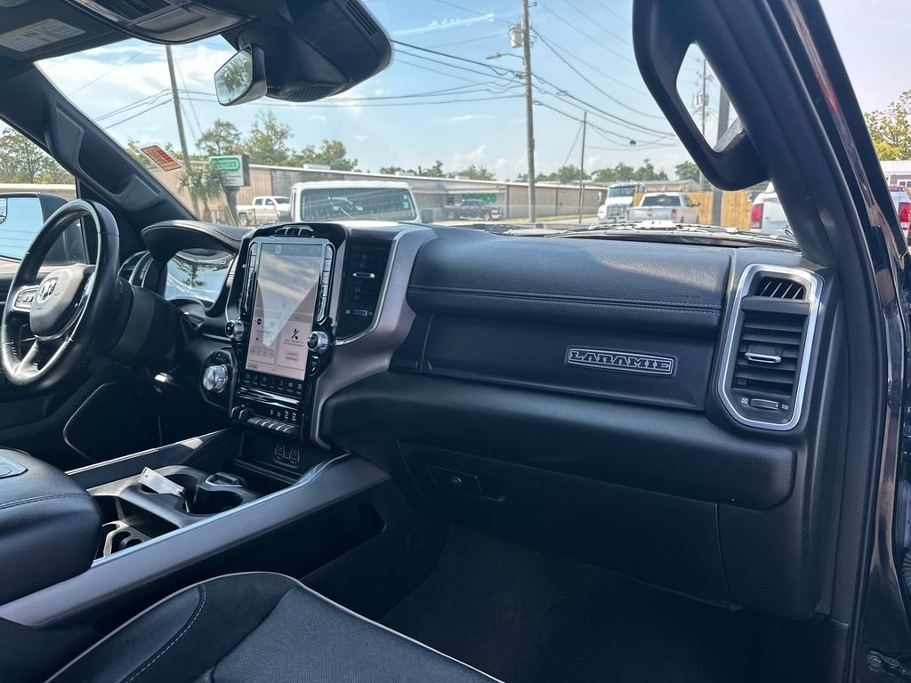 Used 2023 RAM 1500 Laramie AWD/4WD image 21