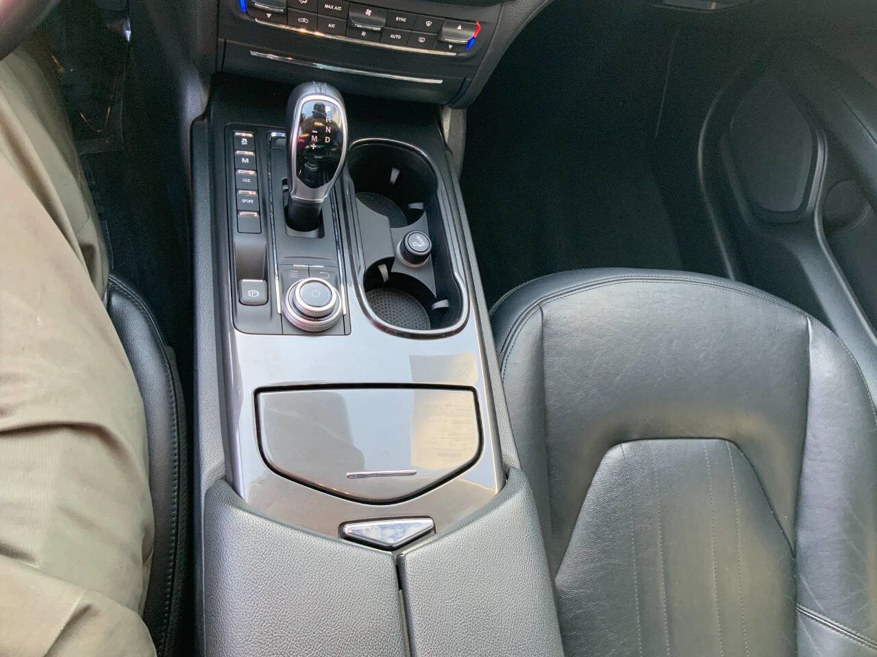 Used 2017 Maserati Ghibli RWD image 28