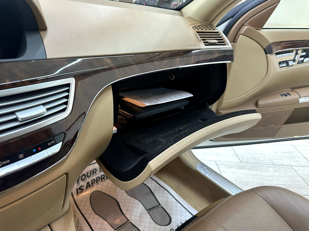 Used 2008 Mercedes-Benz S 550 w/ P3 Pkg image 30