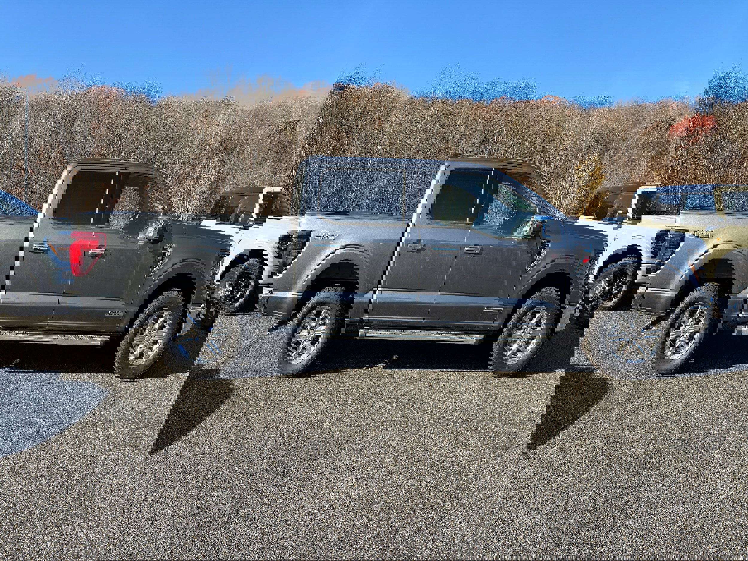 New 2025 Ford F150 XLT w/ Equipment Group 302A MID image 3