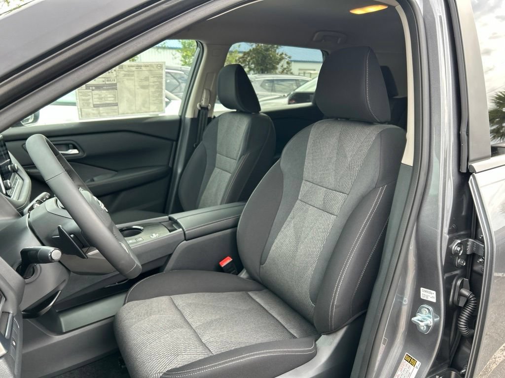 New 2026 Nissan Rogue SV FWD image 20