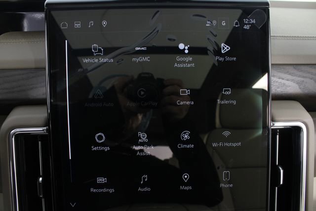 New 2026 GMC Yukon XL Denali w/ Denali Reserve Package image 6