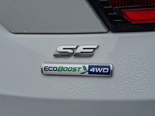 Used 2018 Ford Escape SE image 31