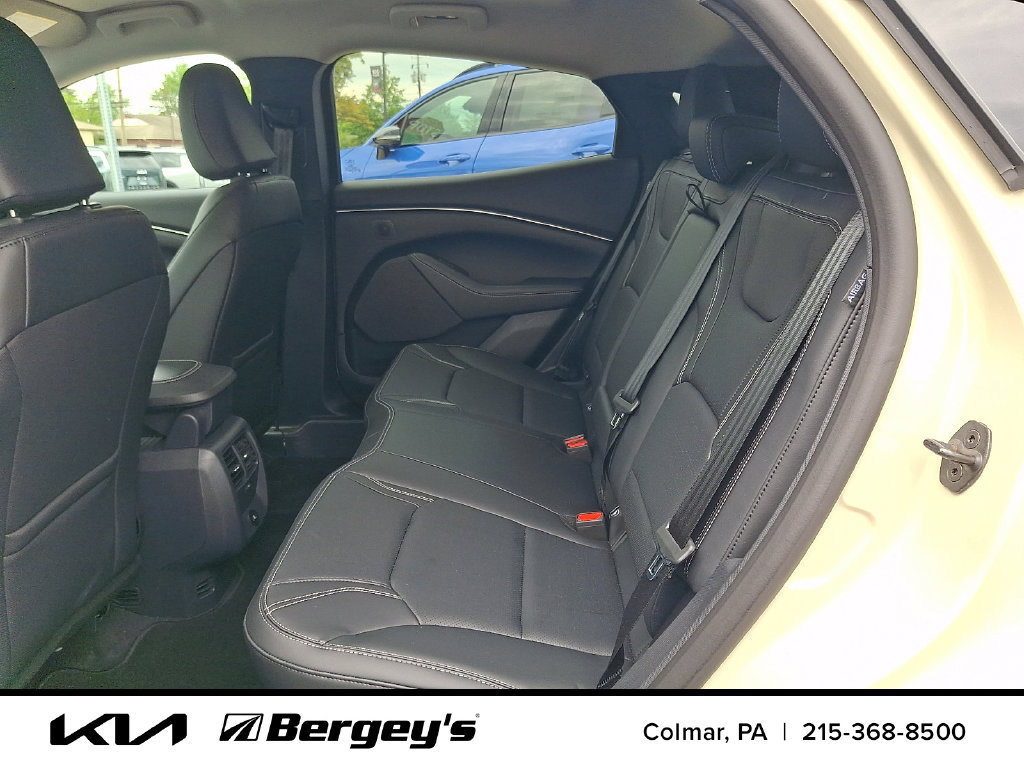 Used 2025 Ford Mustang Mach-E Premium AWD/4WD image 12