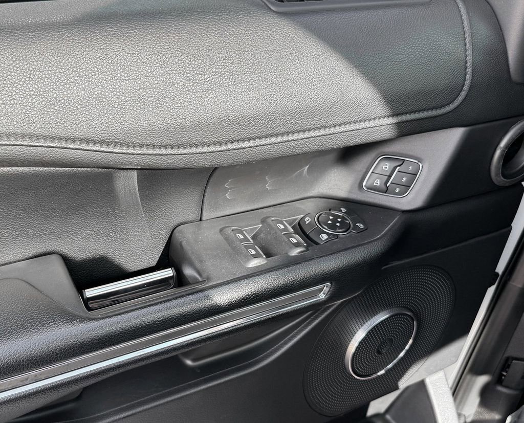 Used 2021 Ford Expedition XLT AWD/4WD image 14