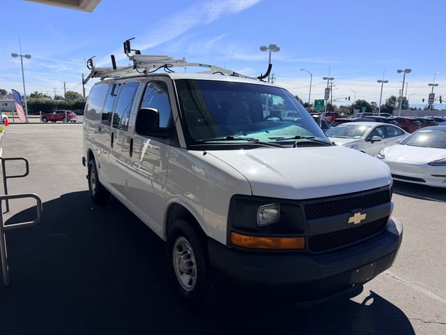 Used 2015 Chevrolet Express 2500 image 3