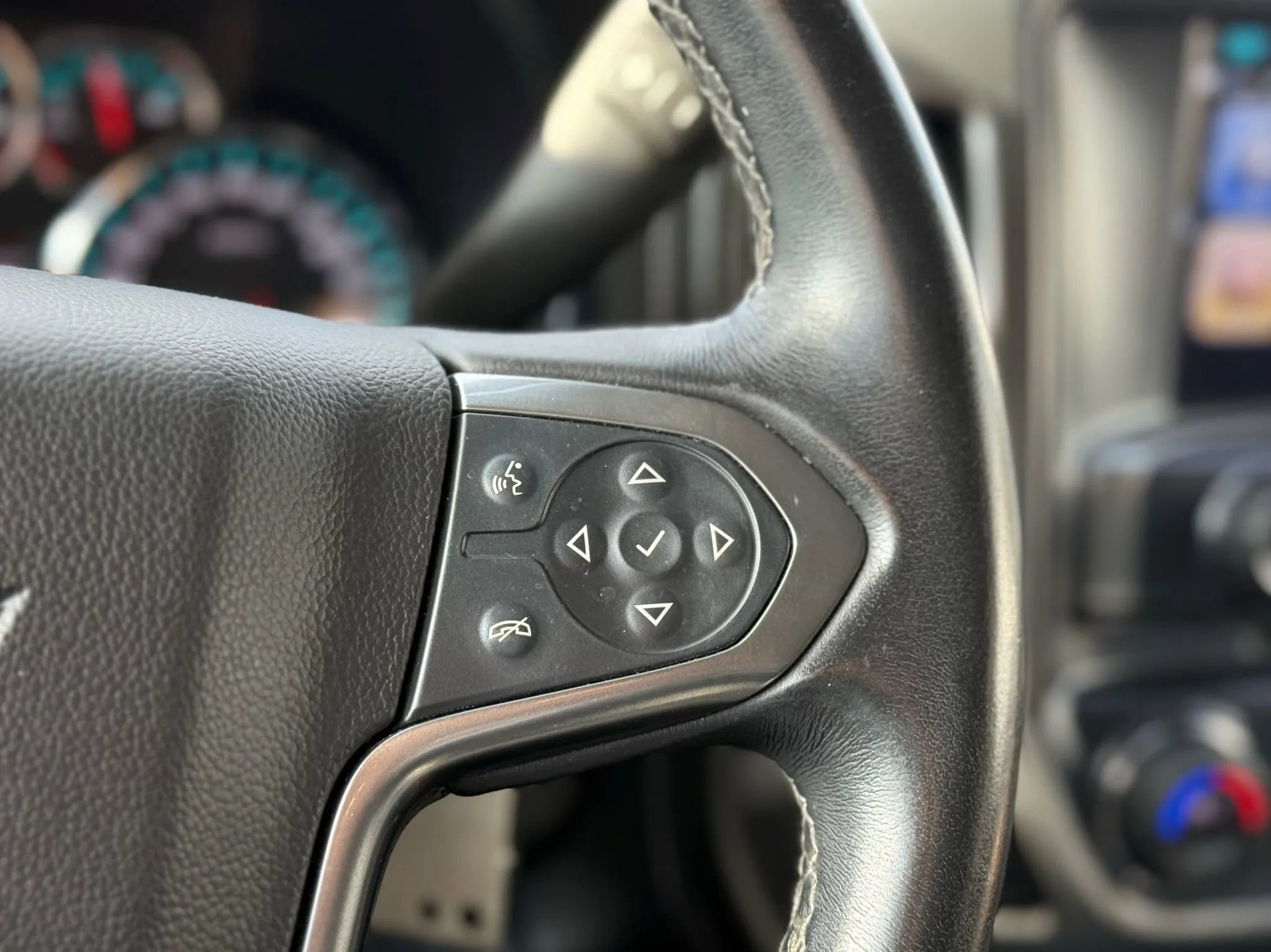 Used 2017 Chevrolet Silverado 1500 LTZ w/ Sport Package image 21