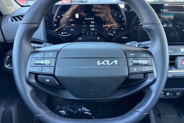 Certified 2025 Kia K4 EX FWD image 27