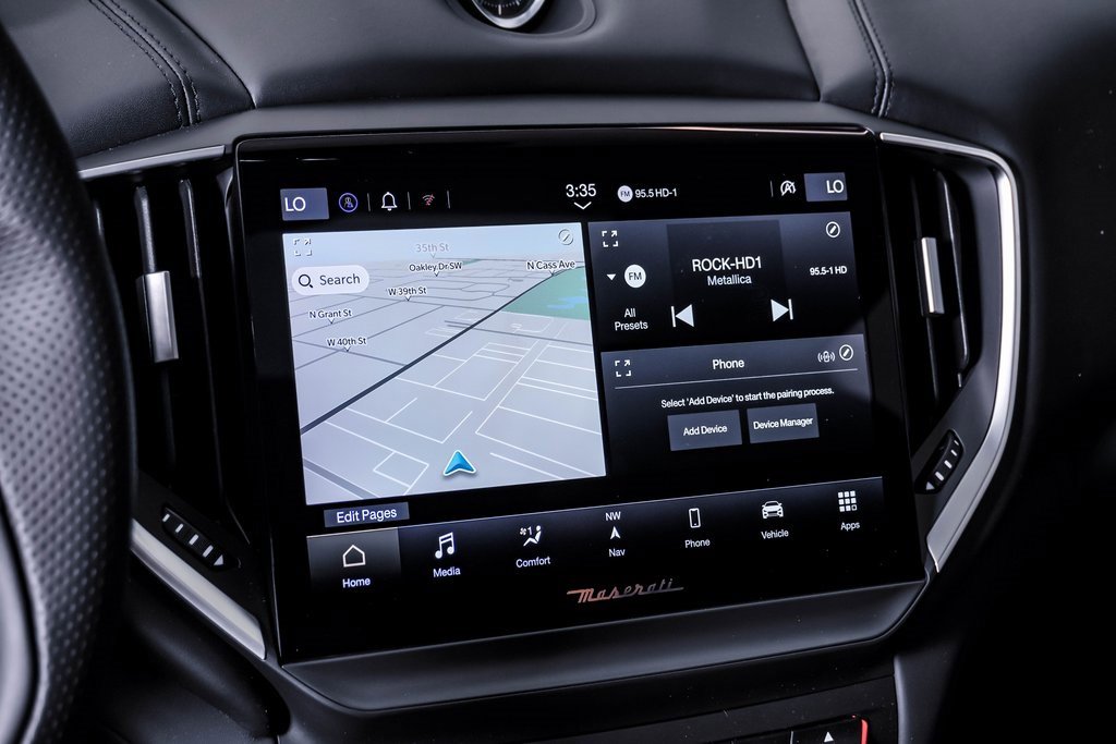 Used 2024 Maserati Ghibli Trofeo image 25