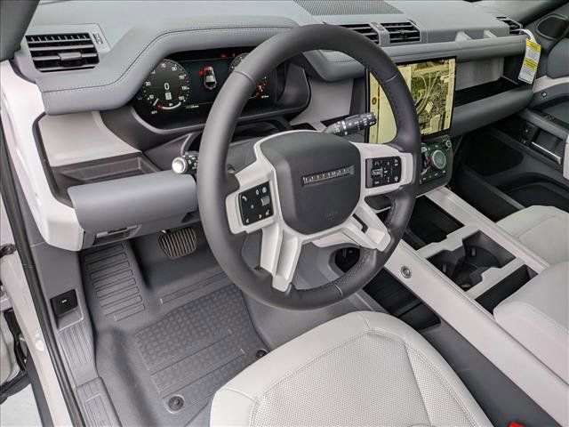 New 2026 Land Rover Defender 110 X-Dynamic SE image 3