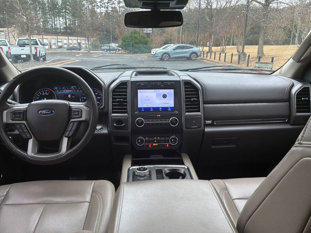 Used 2021 Ford Expedition XLT image 12