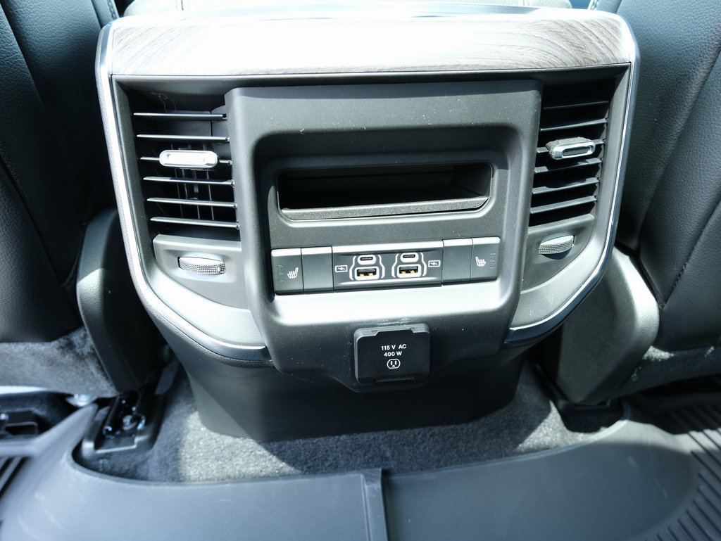 New 2026 RAM 1500 Laramie AWD/4WD image 29