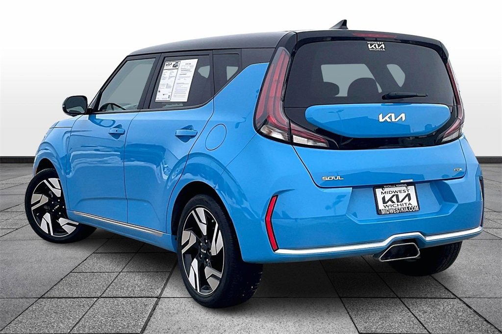 Certified 2024 Kia Soul GT-Line image 12