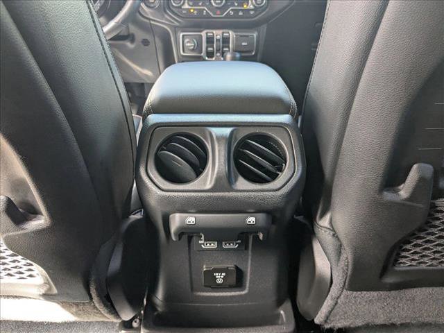 Used 2022 Jeep Wrangler Unlimited Rubicon w/ Trailer Tow Package image 18