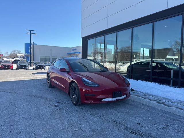 Used 2023 Tesla Model 3 Standard Range image 1